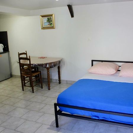 Apartamento Les Oiseaux Ruan Exterior foto
